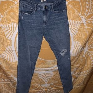 levi’s ripped skinny jeans